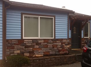 19218 76th Ave NE, Kenmore, WA 98028