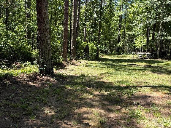 4th image of 152 Fairgrounds Rd