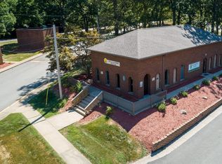 810 Elmwood Park Dr #A9DC603E9, Valparaiso, IN 46385