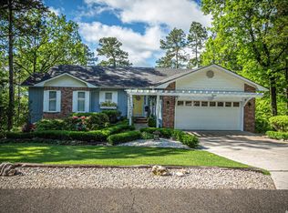 12 Bolada Ln, Hot Springs Village, AR 71909