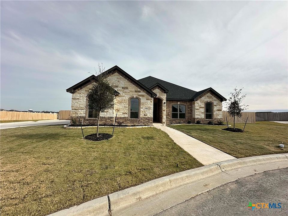 1st image of 2205 Fieldcress Dr