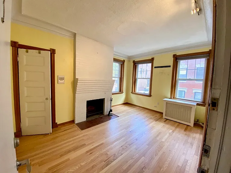 39 Revere St #3 — Photo 2