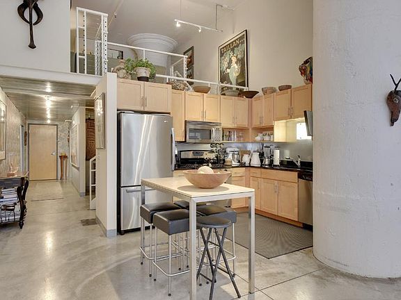 5th image of 250 Park Ave Unit 205