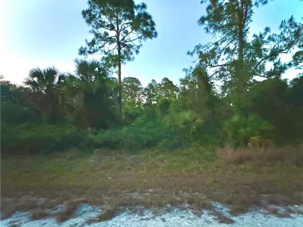 4215 E 30th St, Alva, FL 33920