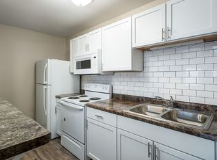 2512 N Rockton Ave #201, Rockford, IL 61103