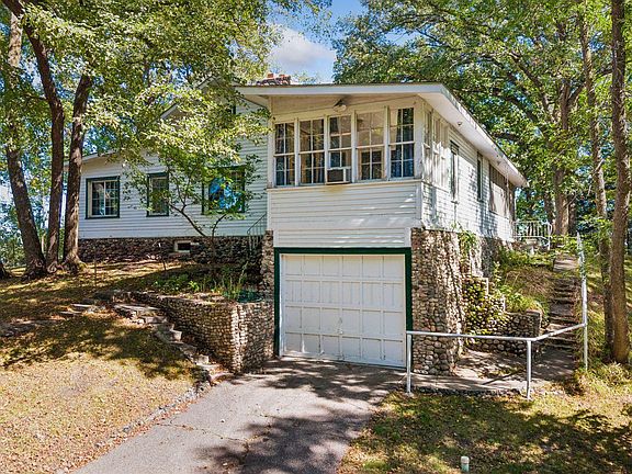 4th image of 15376 Crestland Rd