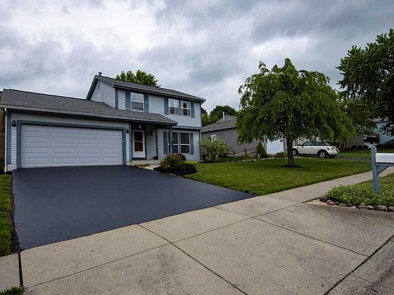 2nd image of 418 Highmeadows Village Dr