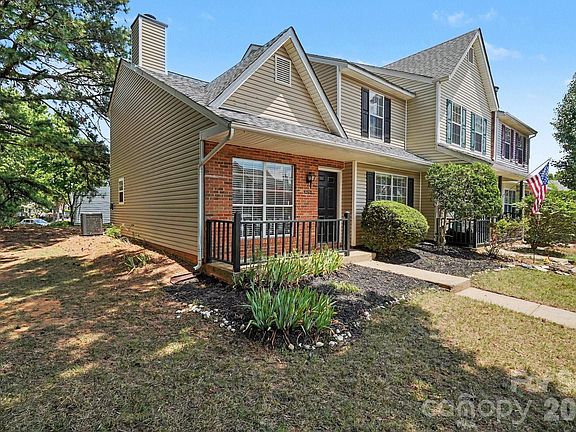 2nd image of 8260 Golf Ridge Dr