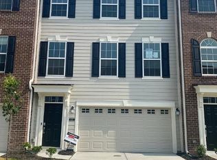 6878 Sunstone Pl, Carmel, IN 46033