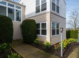 15711 NE Beech St, Portland, OR 97230