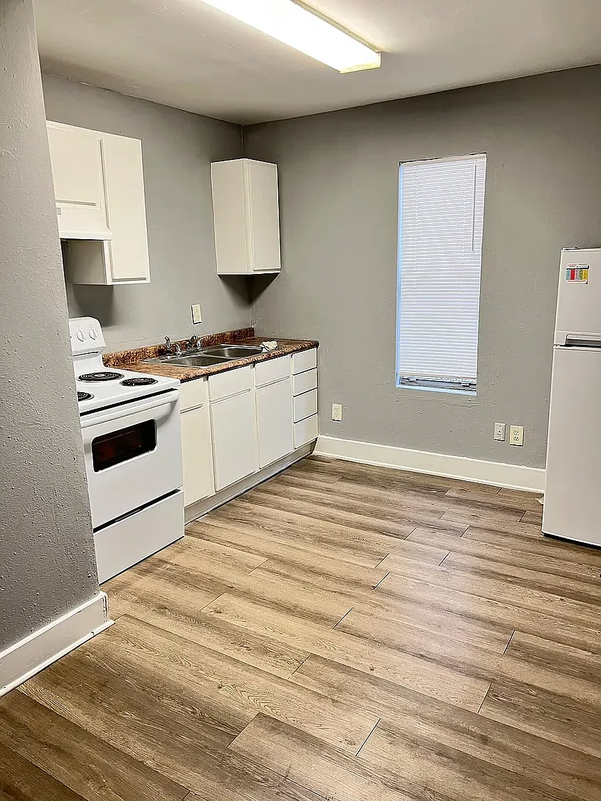 2 bed, 1440 sqft, $600 — Photo 2