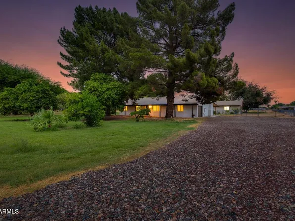 7101 N Perryville Road, Waddell, AZ 85355