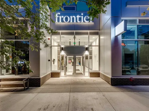 110 W 18a St NW #612, Calgary, AB T2N 2G9