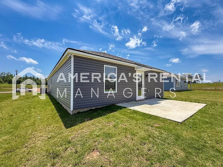 18584 Caffee Dr — Photo 25