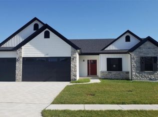 685 Lost Canyon Blvd, Wentzville, MO 63385