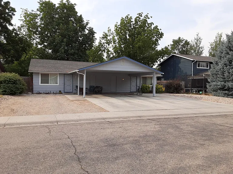 4351 W Rose Hill Ct — Photo 2
