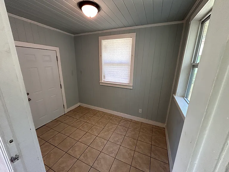 5565 Minosa Cir E — Photo 8