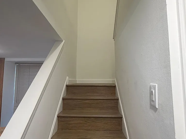 1118 Lombard St #4 — Photo 11
