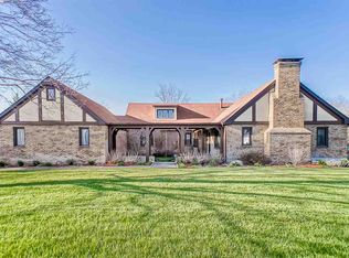 19385 Orchard Heights Dr, South Bend, IN 46614