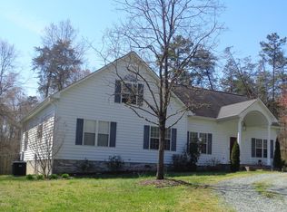 360 Rollingwood Dr, Burlington, NC 27217