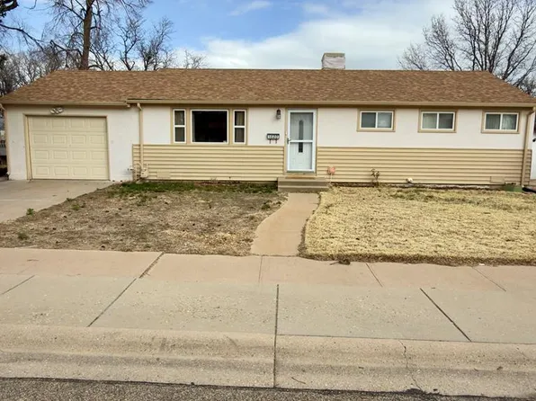 1620 Comanche Rd, Pueblo, CO 81001