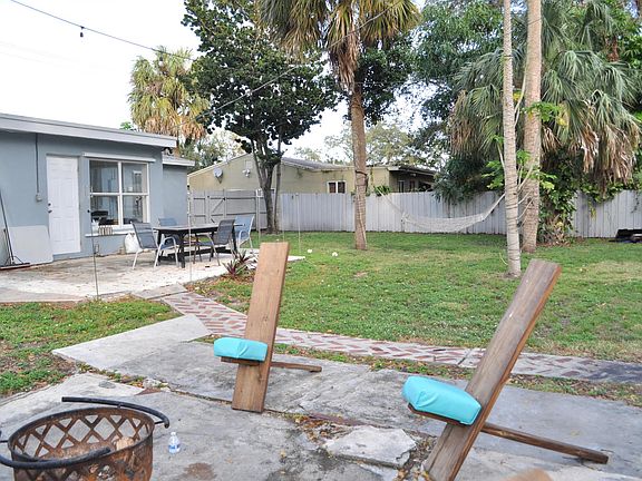3rd image of 1604 Davie Blvd