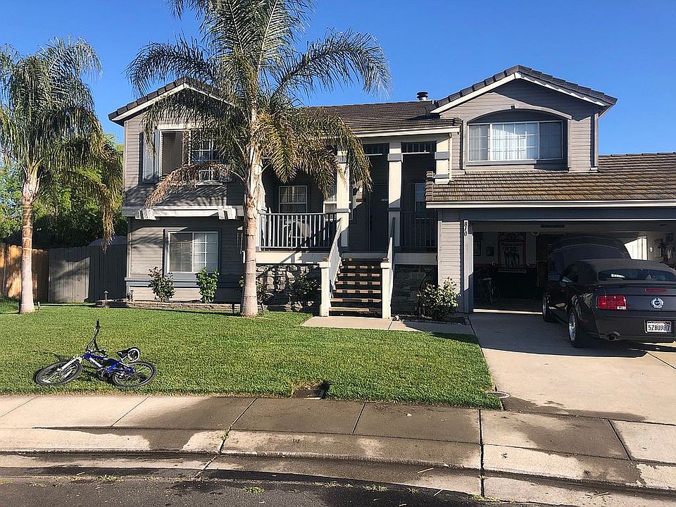 1st image of 810 Cherry Hills Ct