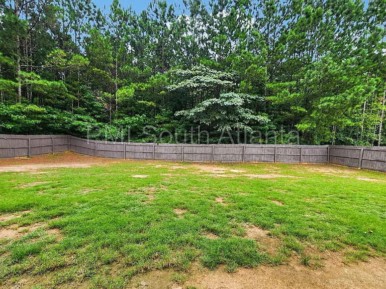 305 Legends Dr — Photo 47