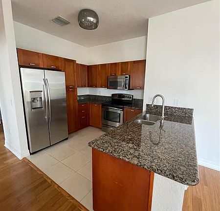 3rd image of 61 SE Palermo Ct APT 203