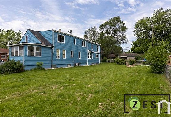 2nd image of 4234 Beach St #4
