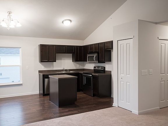 5th image of 12015 Zircon Ln Unit 600