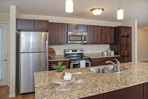 Cardinal Point Apartments Photo 1