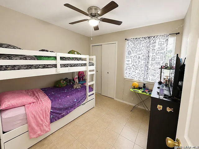 2 bed, 1.0 bath, 890 sqft, $975 — Photo 4