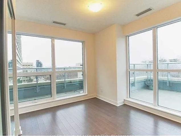 58 Orchard View Blvd #414 — Photo 9