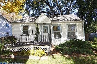 3rd image of 5050 Sherwood Dr