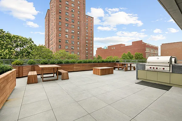 Sold by Corcoran | media 32