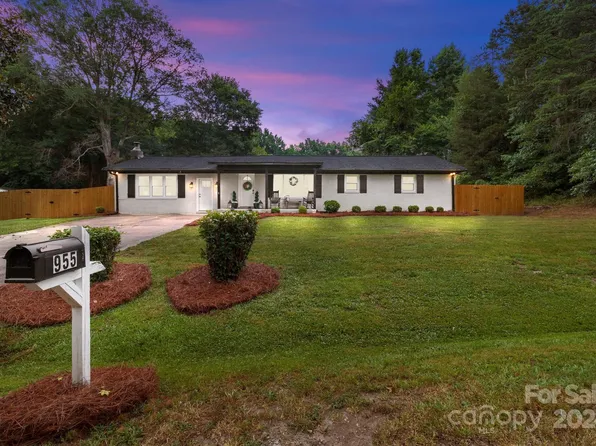 955 Lakeview Rd, Salisbury, NC 28147