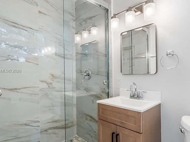 630 SW 28th Dr — Photo 20