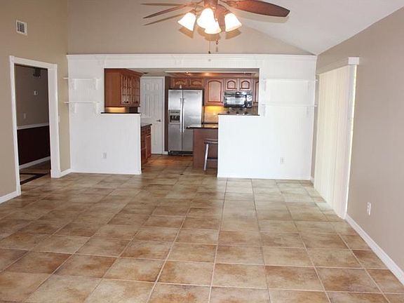 4th image of 308 Sandpiper Dr