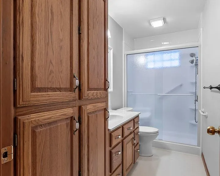 223 Daisy Ave — Photo 15