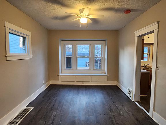 3rd image of 482 E 129th St