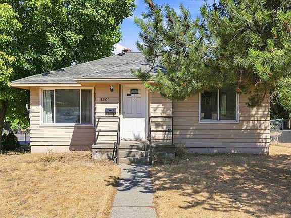 2nd image of 3203 E 19th Ave