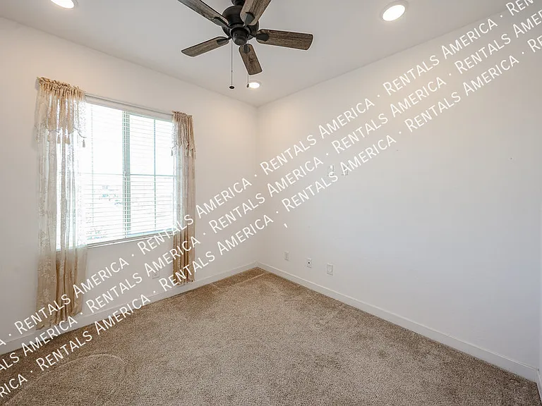 9436 E Supernova Dr — Photo 31
