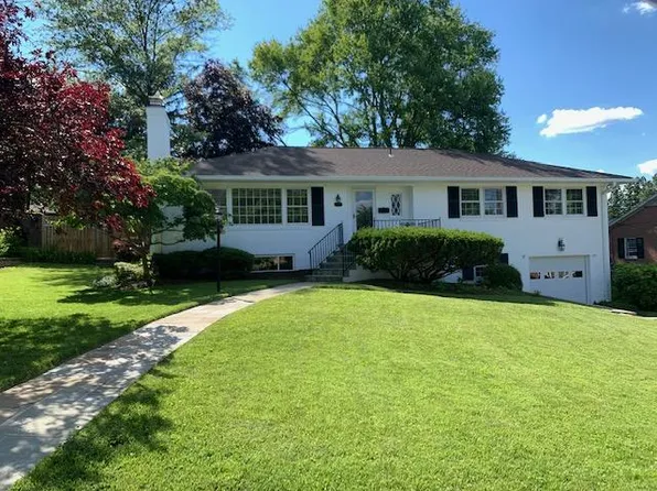 1442 Colleen Ln, Mc Lean, VA 22101