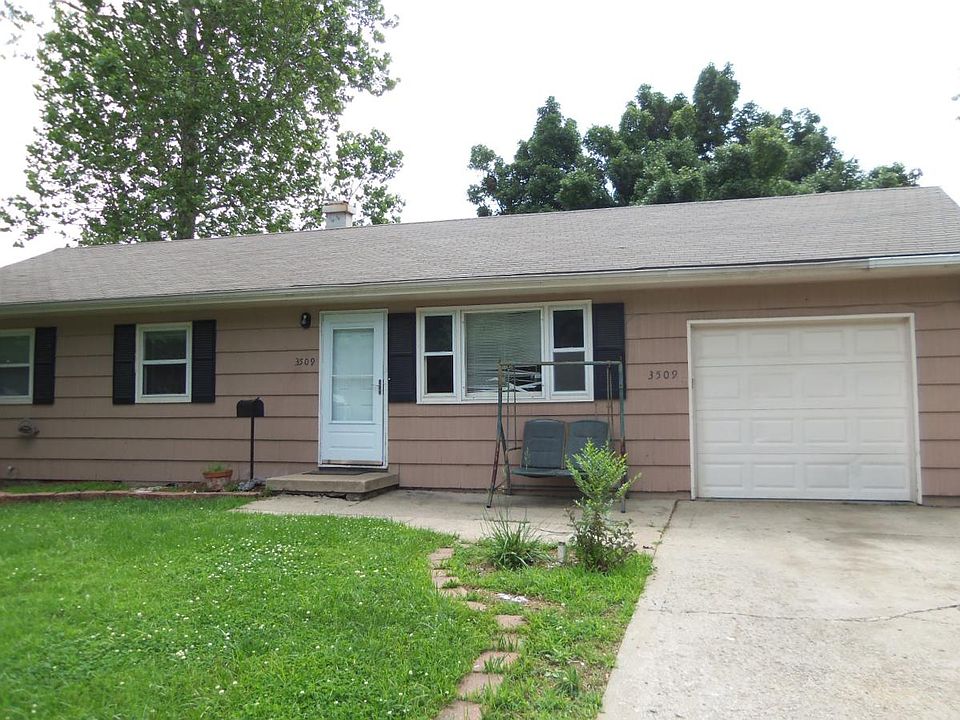true ranch ..1 car garage ..2 bath