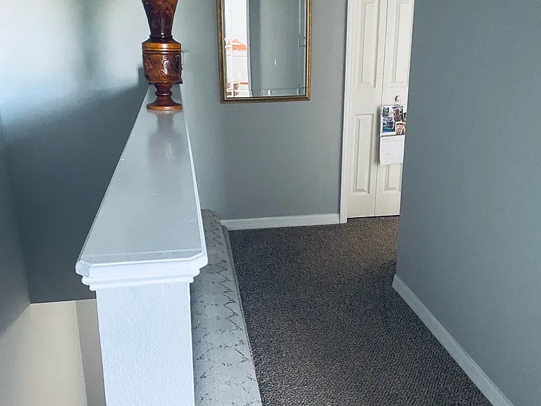 639 Vallance Way NE — Photo 22