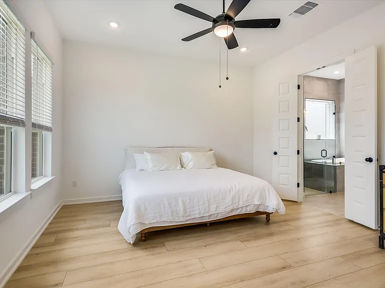 253 Darley Oak Dr — Photo 12