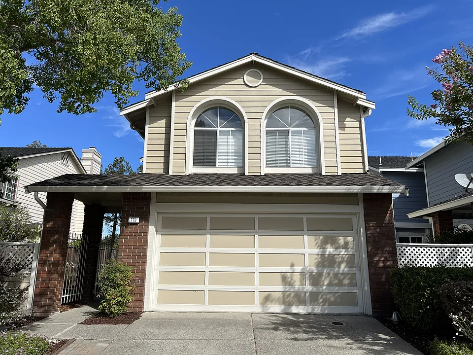779 Winterside Cir