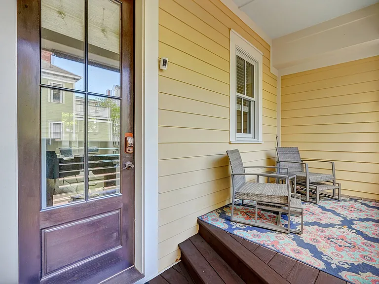 716 Tattnall St — Photo 28
