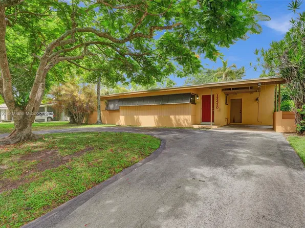 12420 SW 93rd Ct, Miami, FL 33176